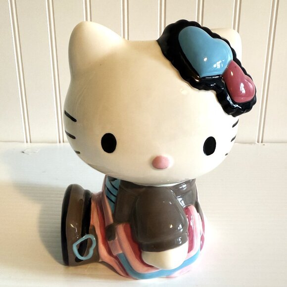 Hello Kitty Ceramic Bank Super Rare 2008 School Girl Double Heart Hello Kitty 7" - Picture 1 of 7